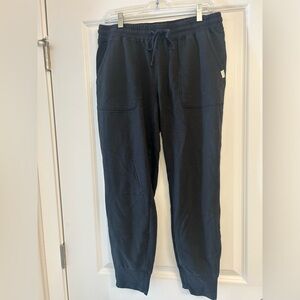 EUC Vineyard Vines Women's Black Joggers